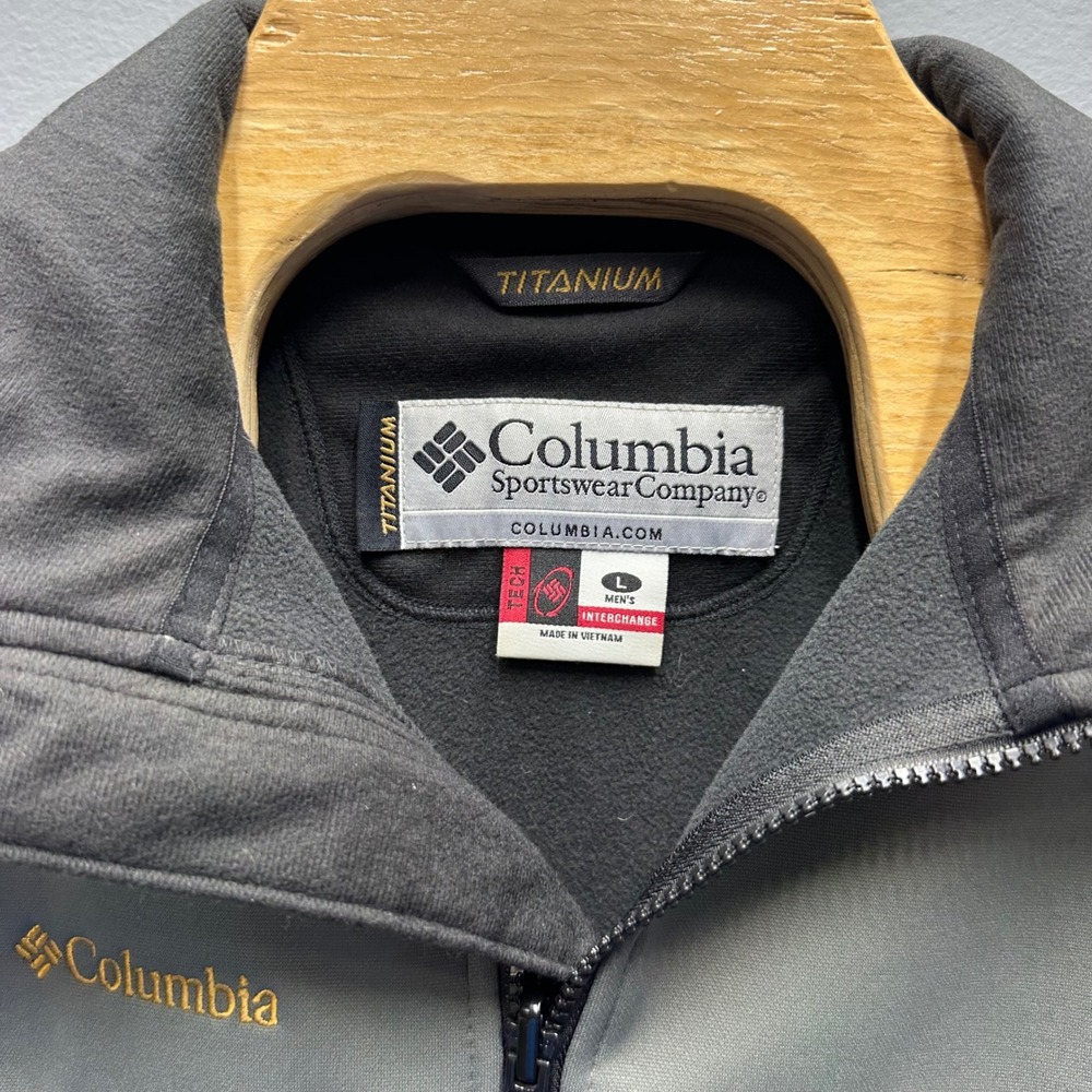 Columbia Titanium Interchange Tech Softshell Jack… - image 2